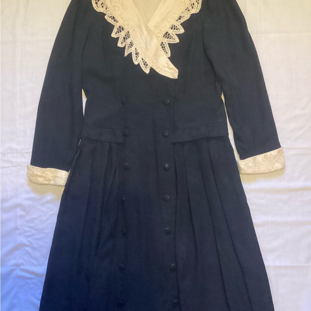 VINTAGE PLAZA SOUTH Dress Size S Black Color